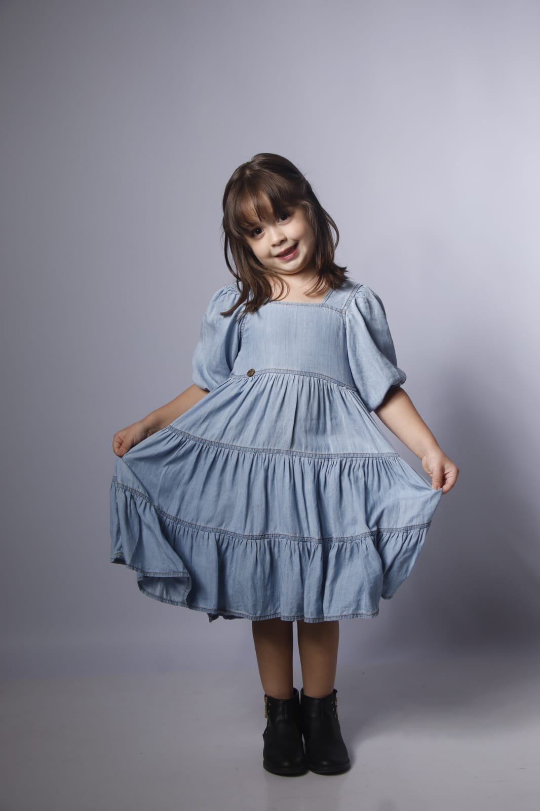 Vitória Soares: conheça a modelo e influenciadora kids de Angra dos Reis
